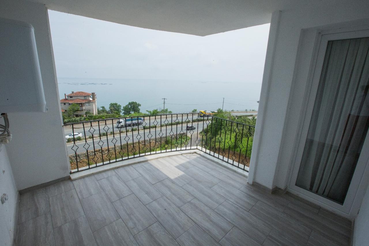 Black Rose Aparthotel Kaşüstü Εξωτερικό φωτογραφία